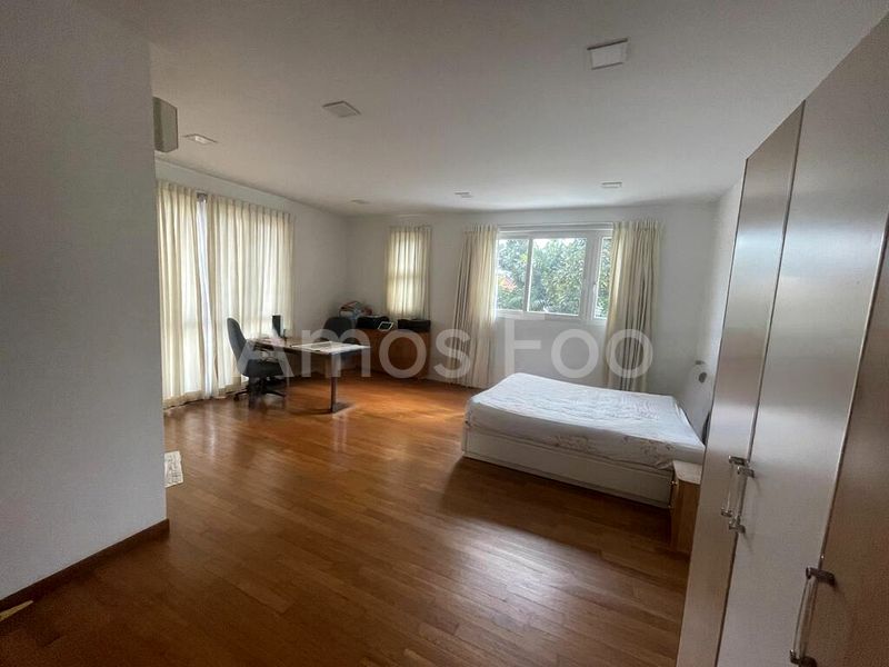 5 Bed Semi-Detached House (Landed) for Sale in  Seletar Hills Estate - Image 3